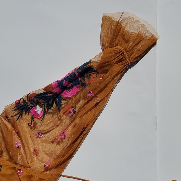 Anthro Floral Embroidered Top Small - Picture 13 of 16